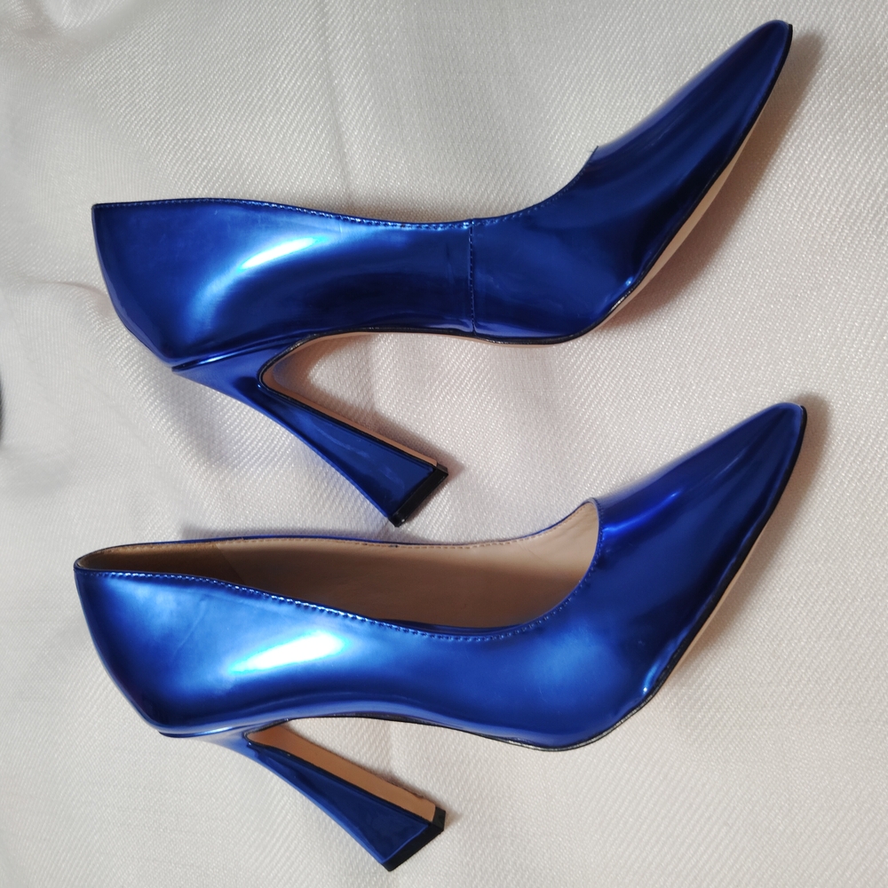 Nine West Shiny Blue Heels - Picture 3 of 5